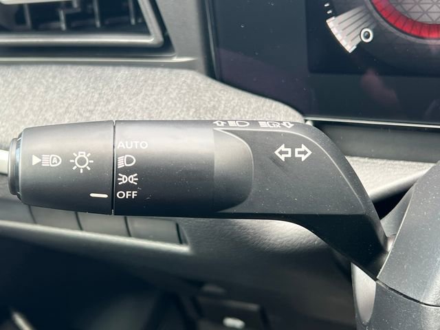 New 2026 Nissan Kicks SV w/ Charging Package image 15