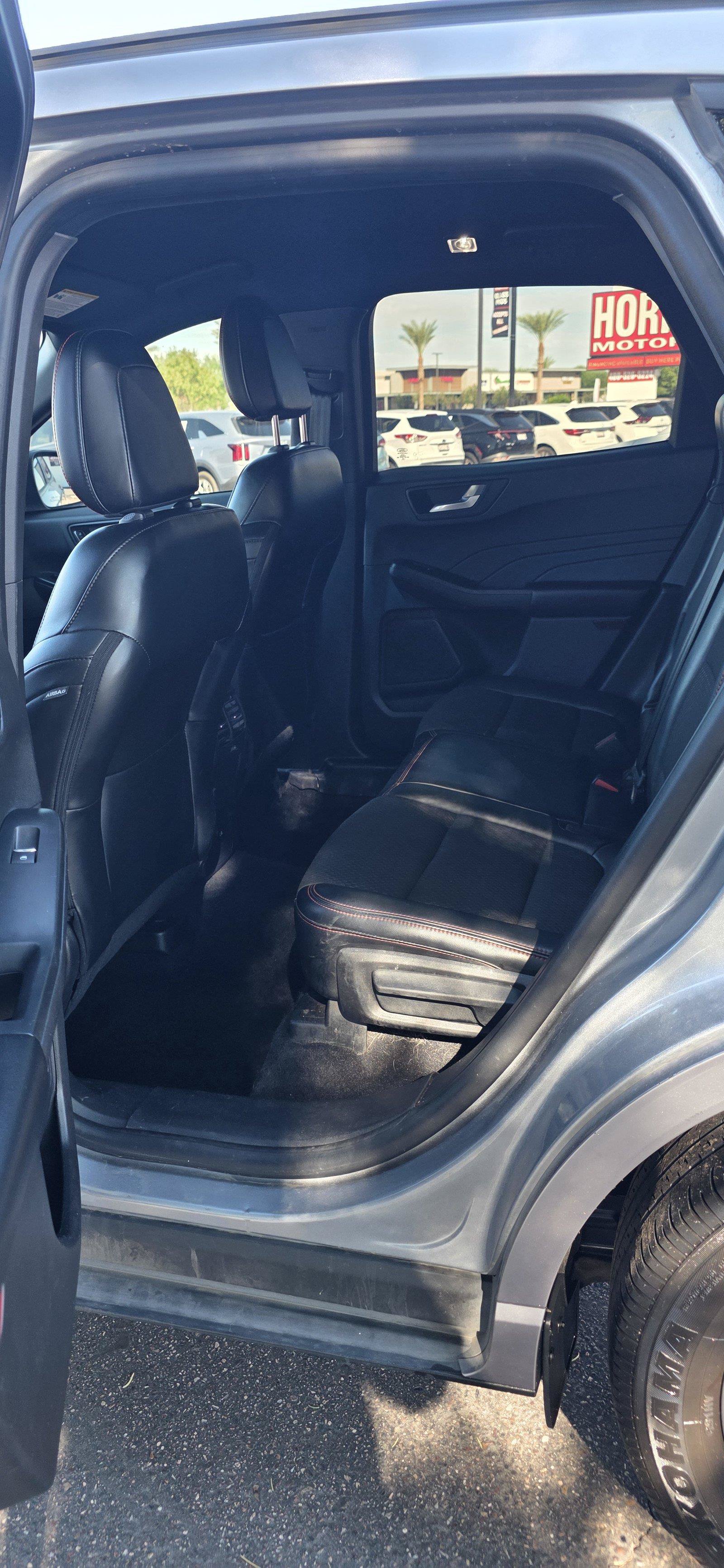 Used 2023 Ford Escape ST-Line FWD image 12