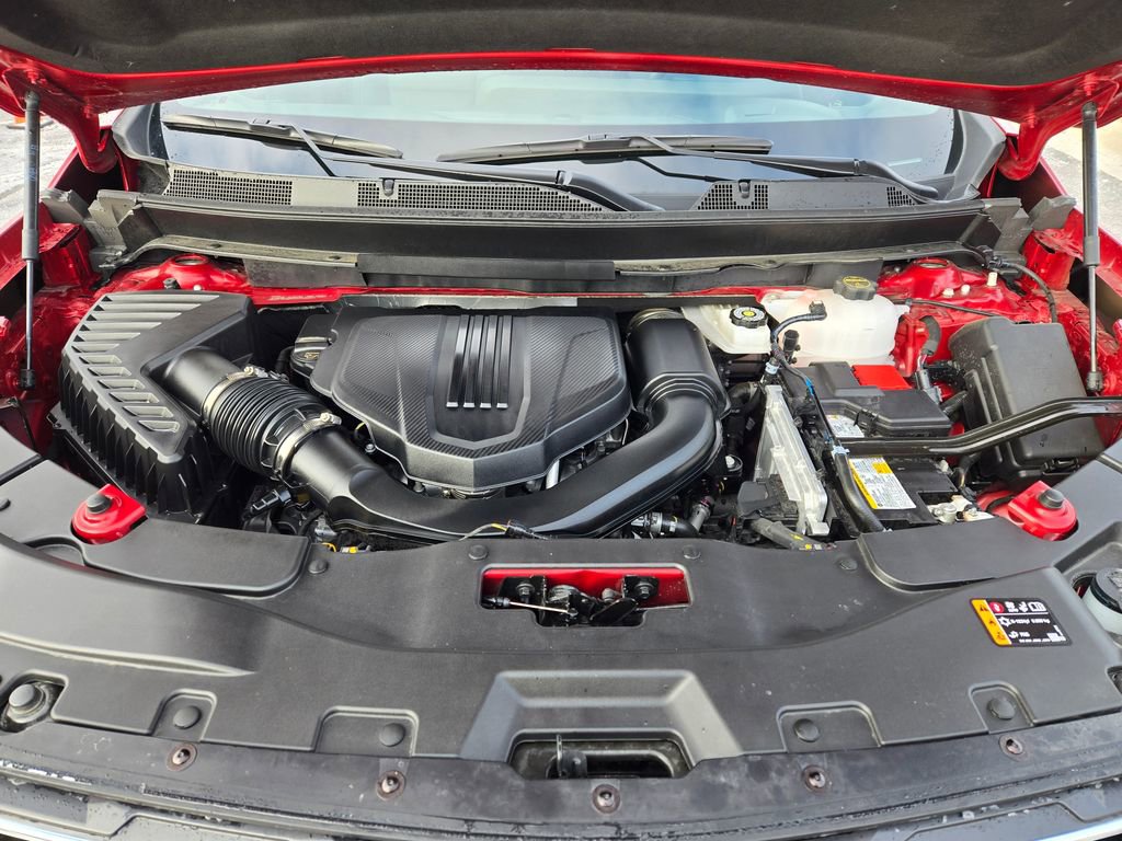 Used 2025 Chevrolet Traverse LT image 32