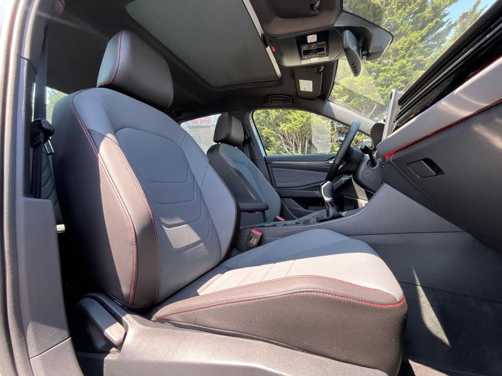 New 2026 Volkswagen Jetta GLI Autobahn FWD image 12