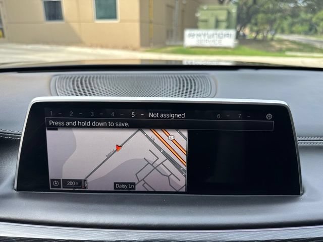 Used 2021 BMW 740i w/ Premium Package RWD image 10