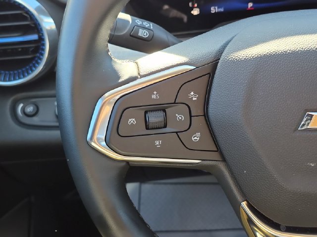 Certified 2025 Chevrolet Trax LT w/ Driver Confidence Package FWD image 16