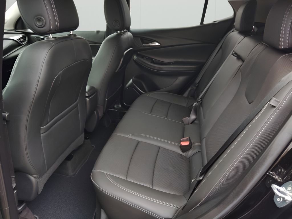 Used 2023 Buick Encore GX Essence FWD image 26
