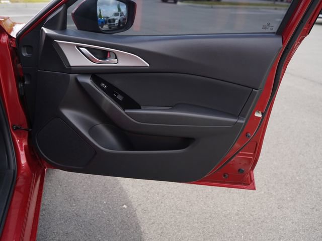 Used 2017 MAZDA MAZDA3 Sport FWD image 20