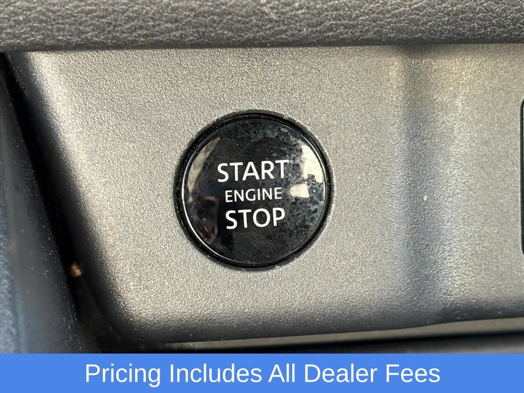 Used 2024 Nissan Rogue SV AWD/4WD image 14