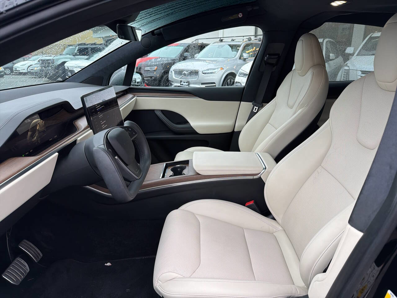Used 2022 Tesla Model X image 34