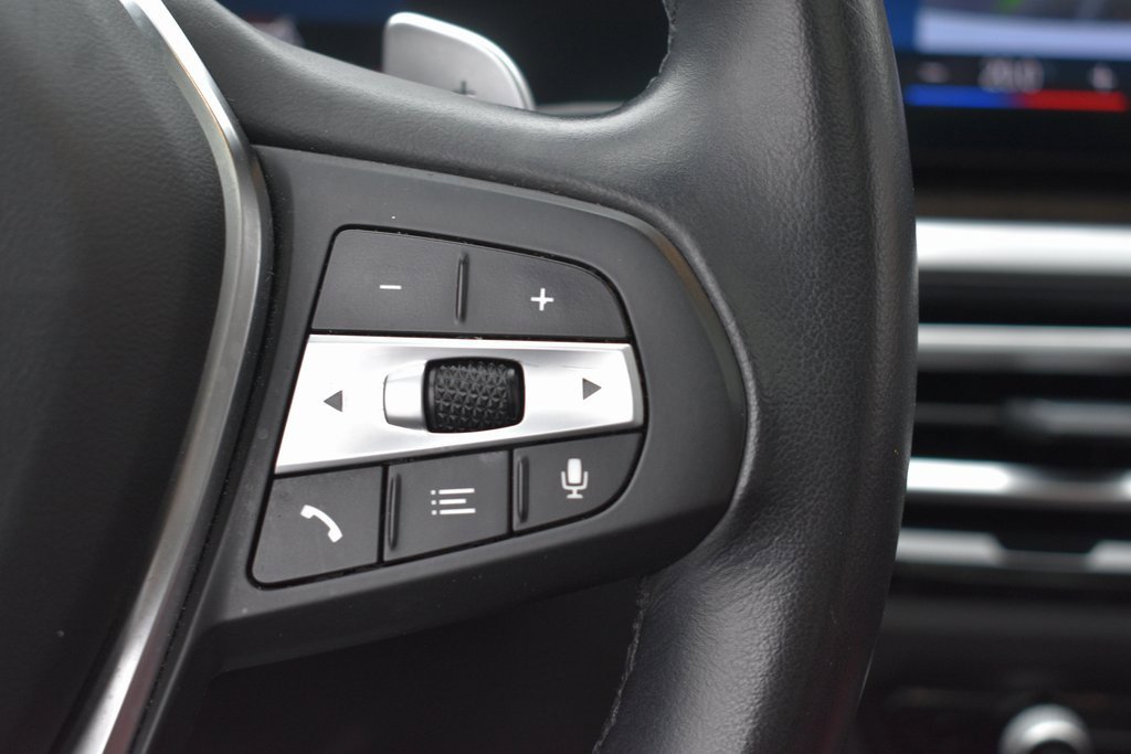 Used 2024 BMW 330i Sedan w/ Convenience Package image 17