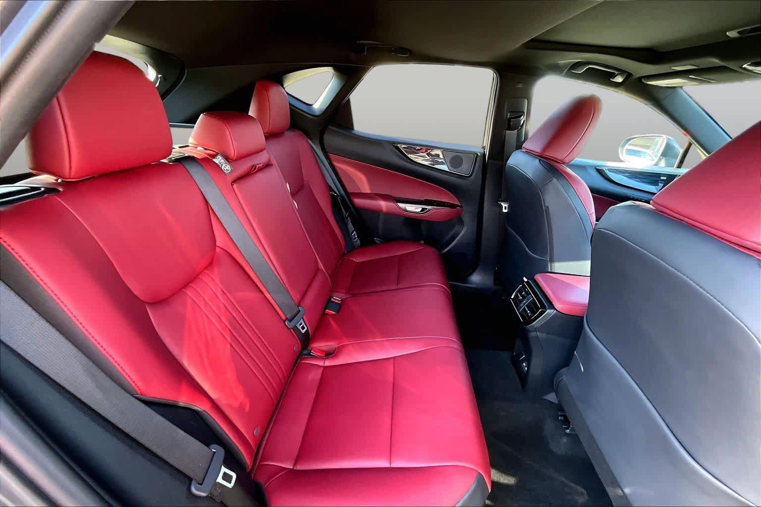 Certified 2026 Lexus NX 350h AWD w/ Accessory Package (2T) image 19