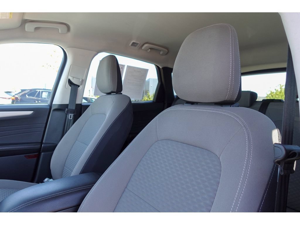 Used 2022 Ford Escape SE AWD/4WD image 11