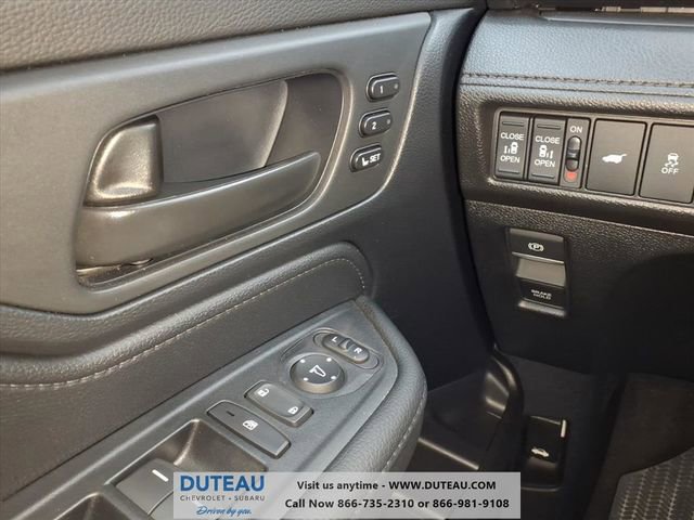 Used 2025 Honda Odyssey EX-L image 14