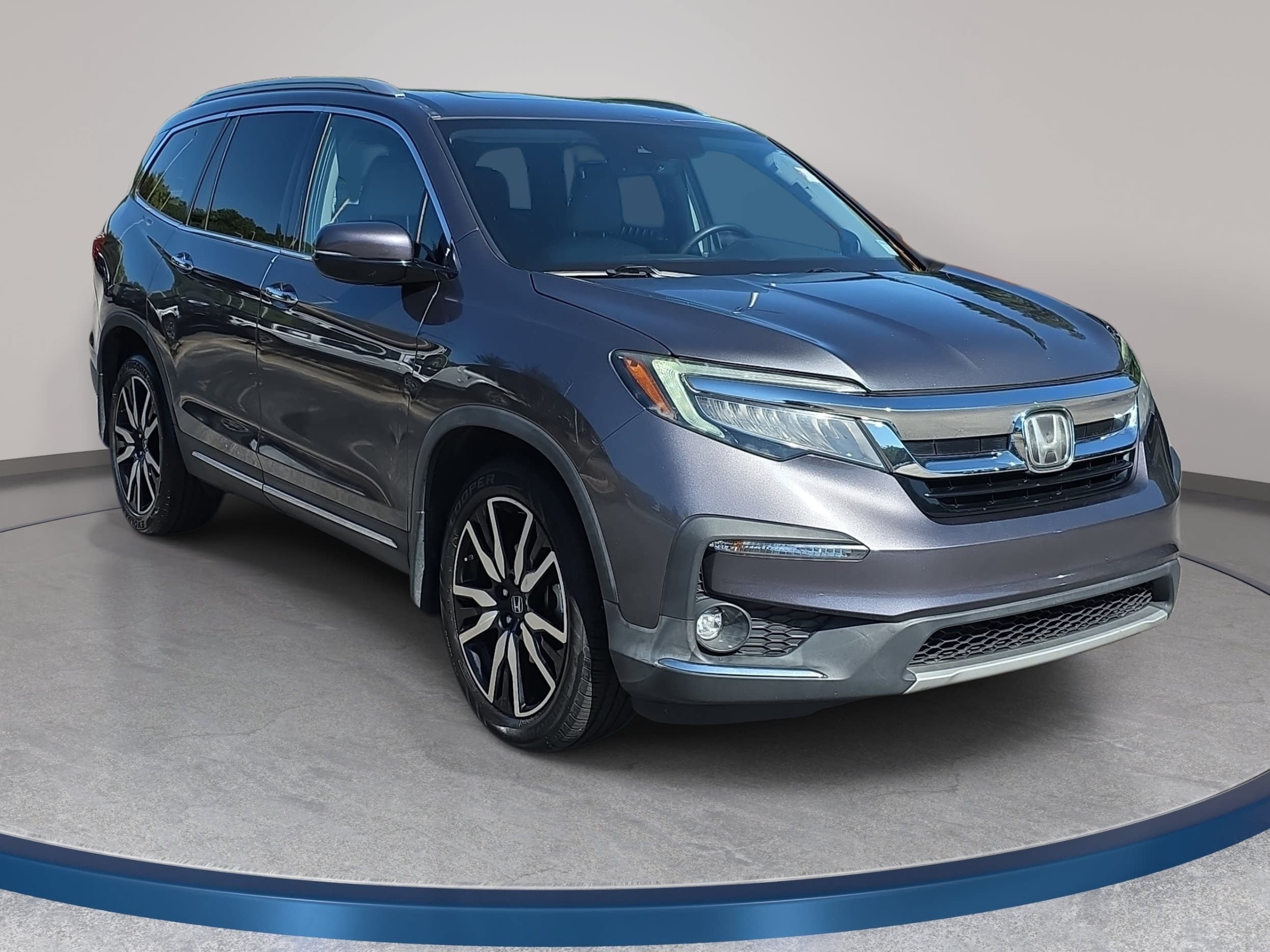 Used 2019 Honda Pilot Touring image 3