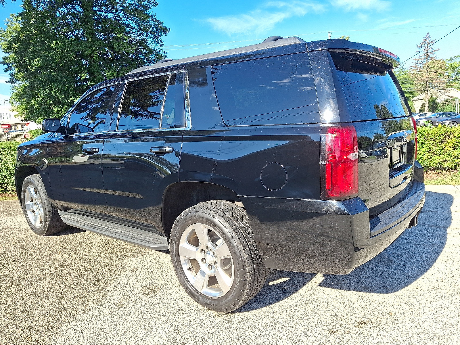 Used 2015 Chevrolet Tahoe LT image 4