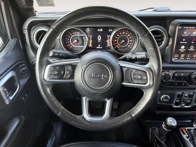 Used 2018 Jeep Wrangler Unlimited Sahara w/ Dual Top Group AWD/4WD image 12