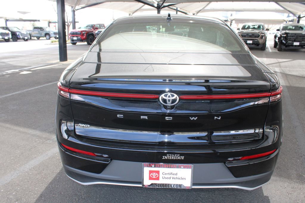 Certified 2023 Toyota Crown XLE image 15
