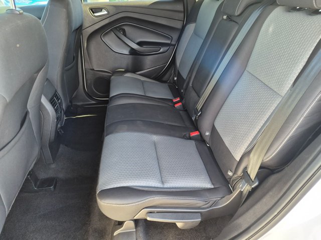 Used 2019 Ford Escape SE FWD image 18
