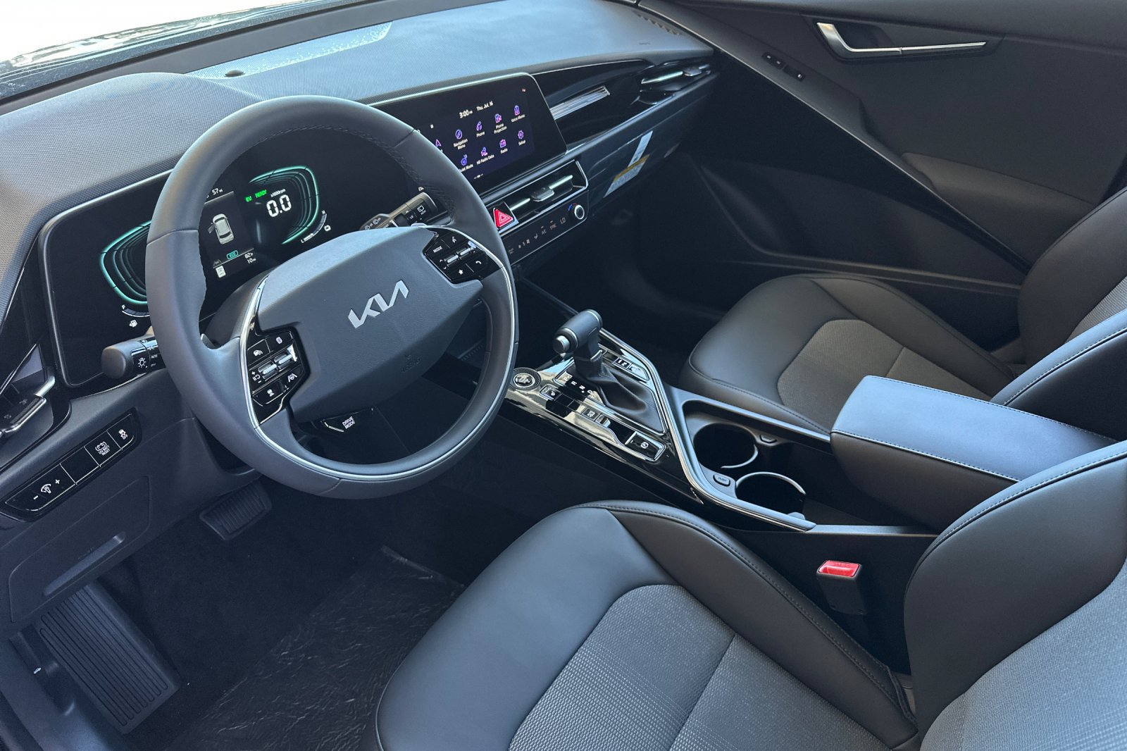New 2026 Kia Niro EX FWD image 10