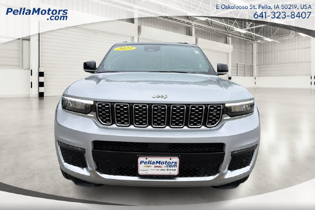 Used 2023 Jeep Grand Cherokee L Summit AWD/4WD image 7