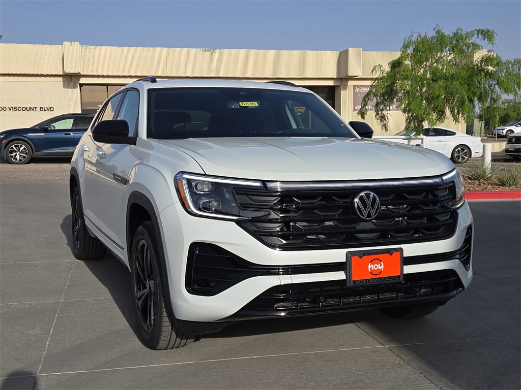 New 2025 Volkswagen Atlas Cross Sport SEL R-Line image 2