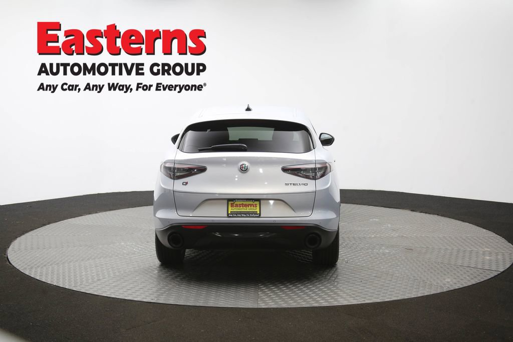 Used 2024 Alfa Romeo Stelvio Sprint image 39