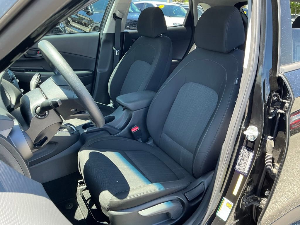 Used 2022 Hyundai Kona SEL w/ Cargo Package image 22