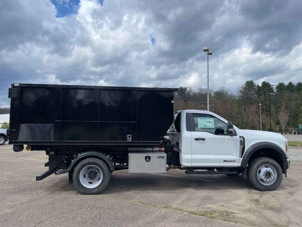 New 2025 Ford F600 4x4 Regular Cab Super Duty w/ XL Chrome Package image 7