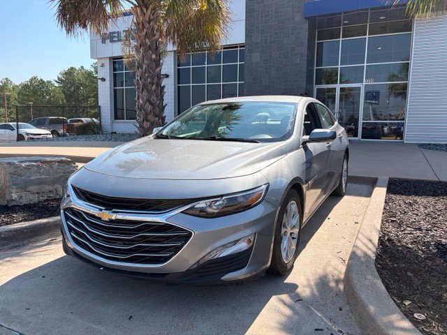 Used 2024 Chevrolet Malibu LT FWD image 3