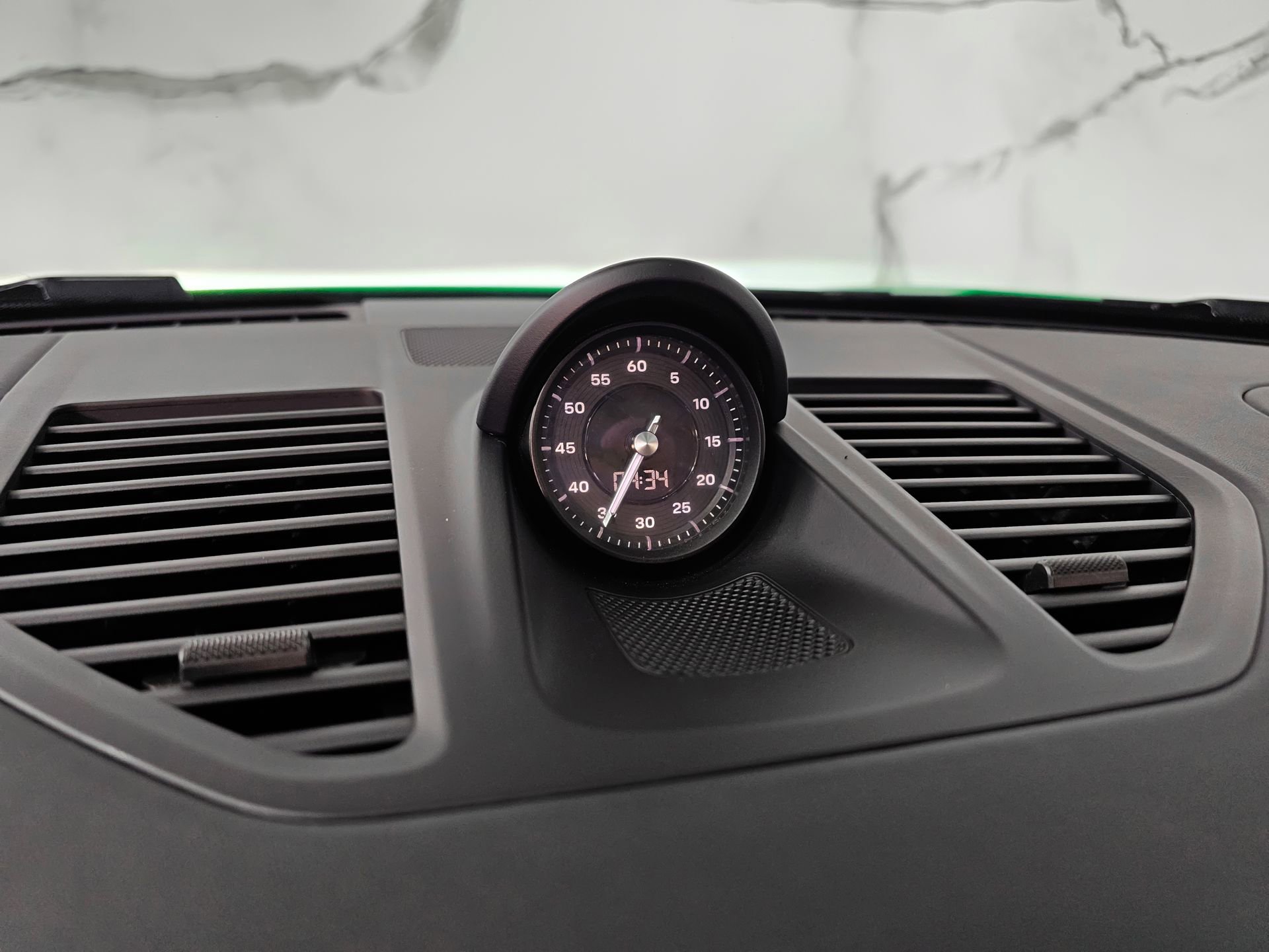 Used 2022 Porsche 911 Carrera 4S w/ Sport Package image 21