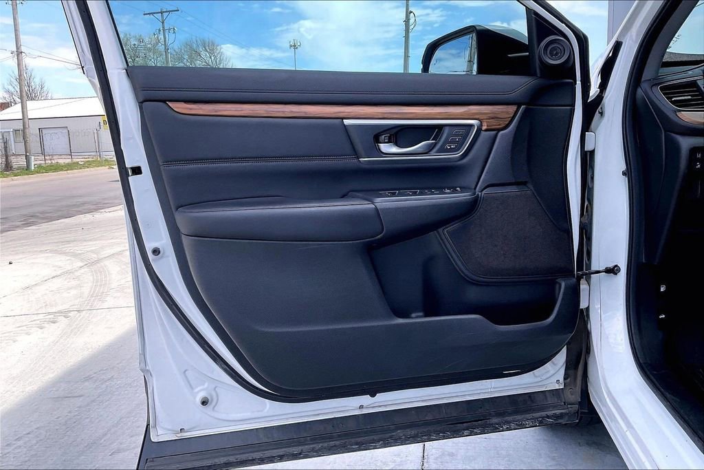 Used 2020 Honda CR-V Touring image 23