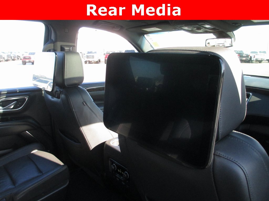 Used 2021 Chevrolet Tahoe Z71 w/ Luxury Package image 15