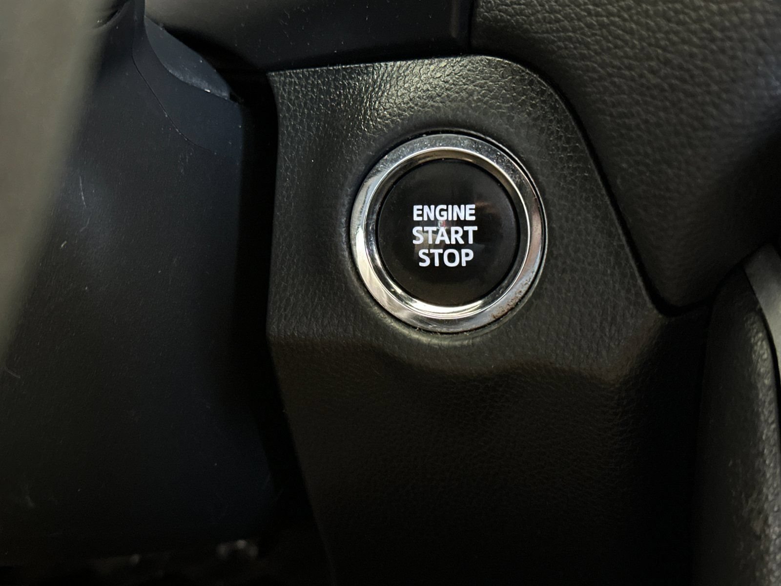 Used 2023 Toyota RAV4 XLE w/ Convenience Package AWD/4WD image 22