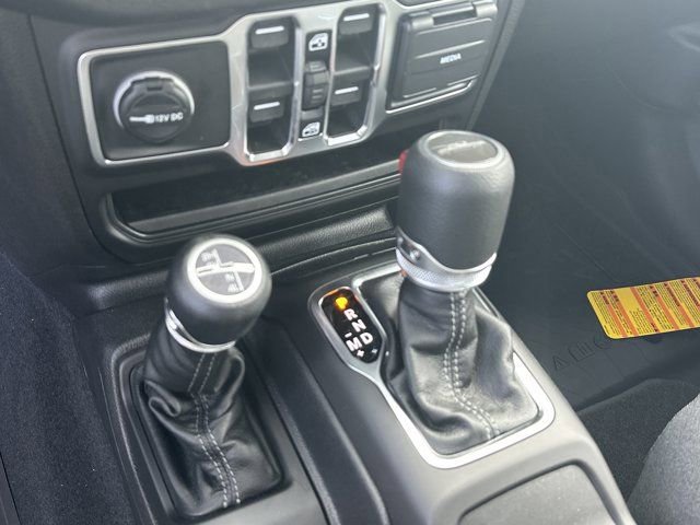 New 2026 Jeep Gladiator Sport AWD/4WD image 29