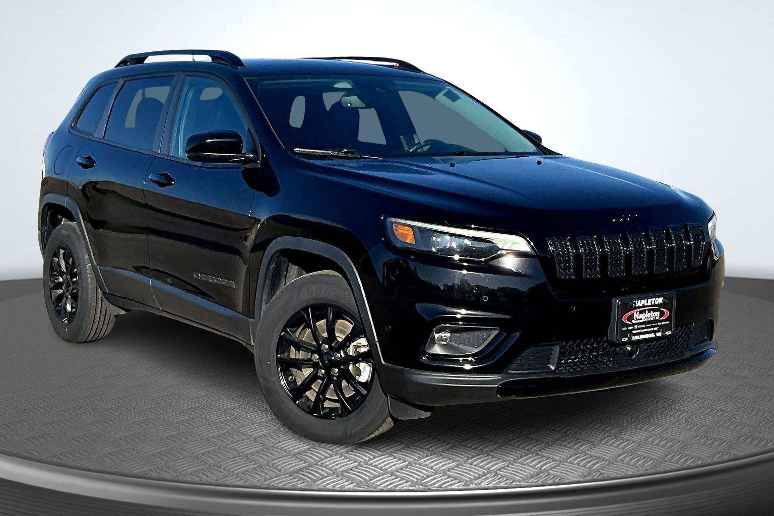 Used 2023 Jeep Cherokee Altitude Lux image 12