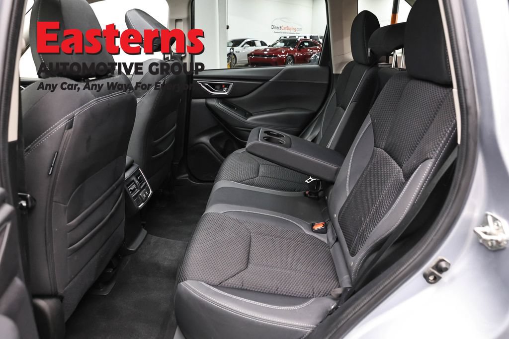 Used 2023 Subaru Forester Premium AWD/4WD image 24
