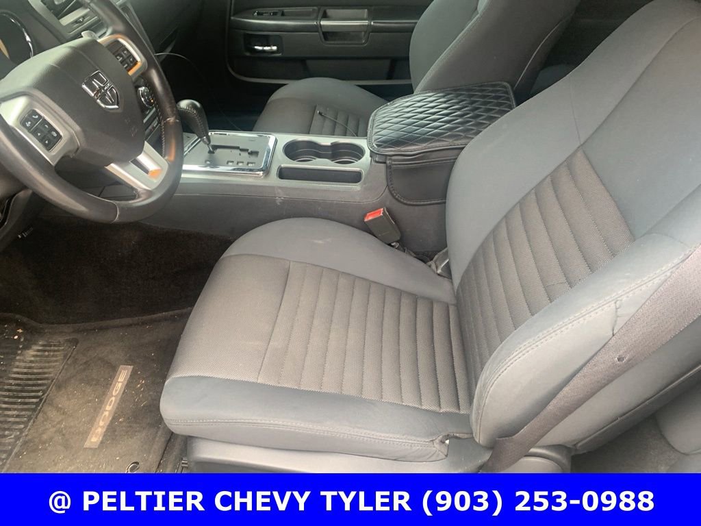 Used 2013 Dodge Challenger R/T w/ Electronics Convenience Group RWD image 14