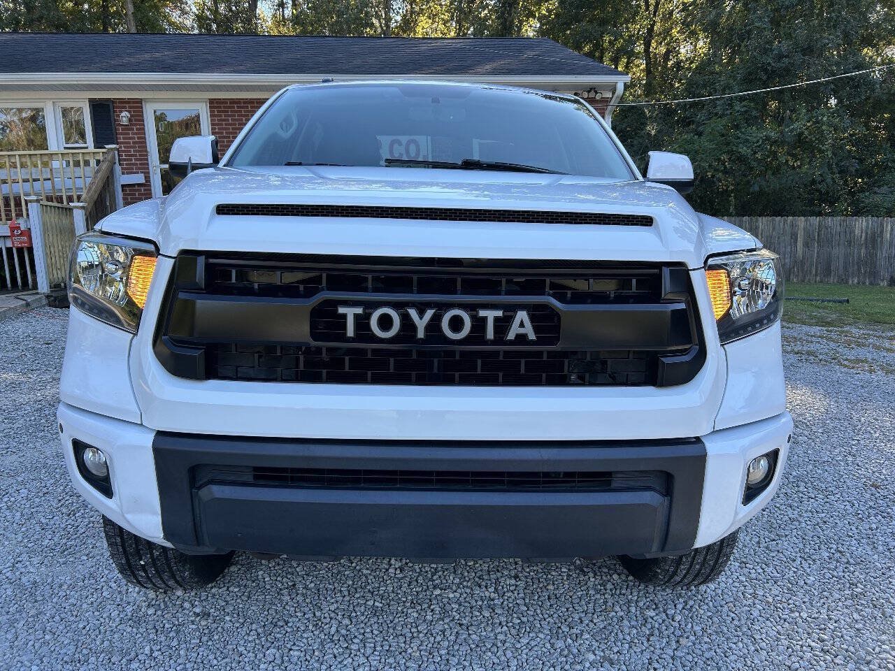 Used 2017 Toyota Tundra Limited w/ Limited Premium Package AWD/4WD image 8