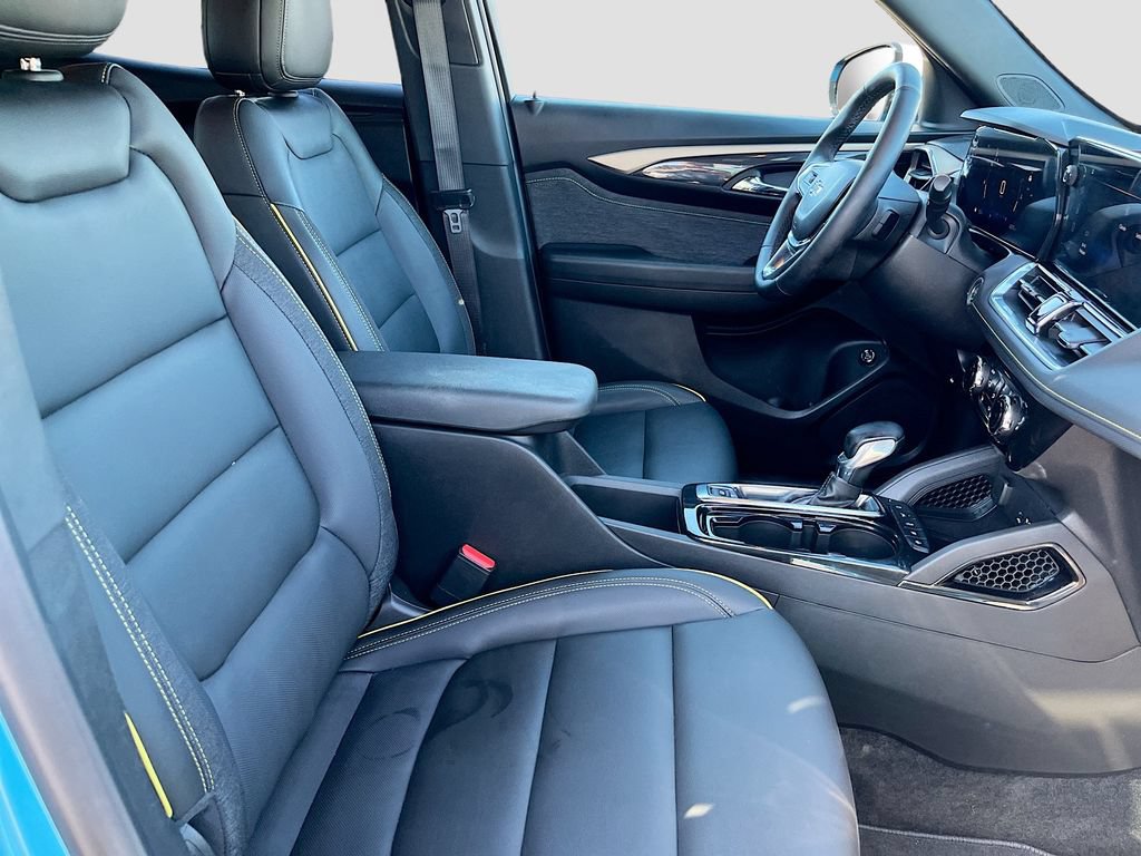 Used 2025 Chevrolet TrailBlazer ACTIV w/ Convenience Package FWD image 26