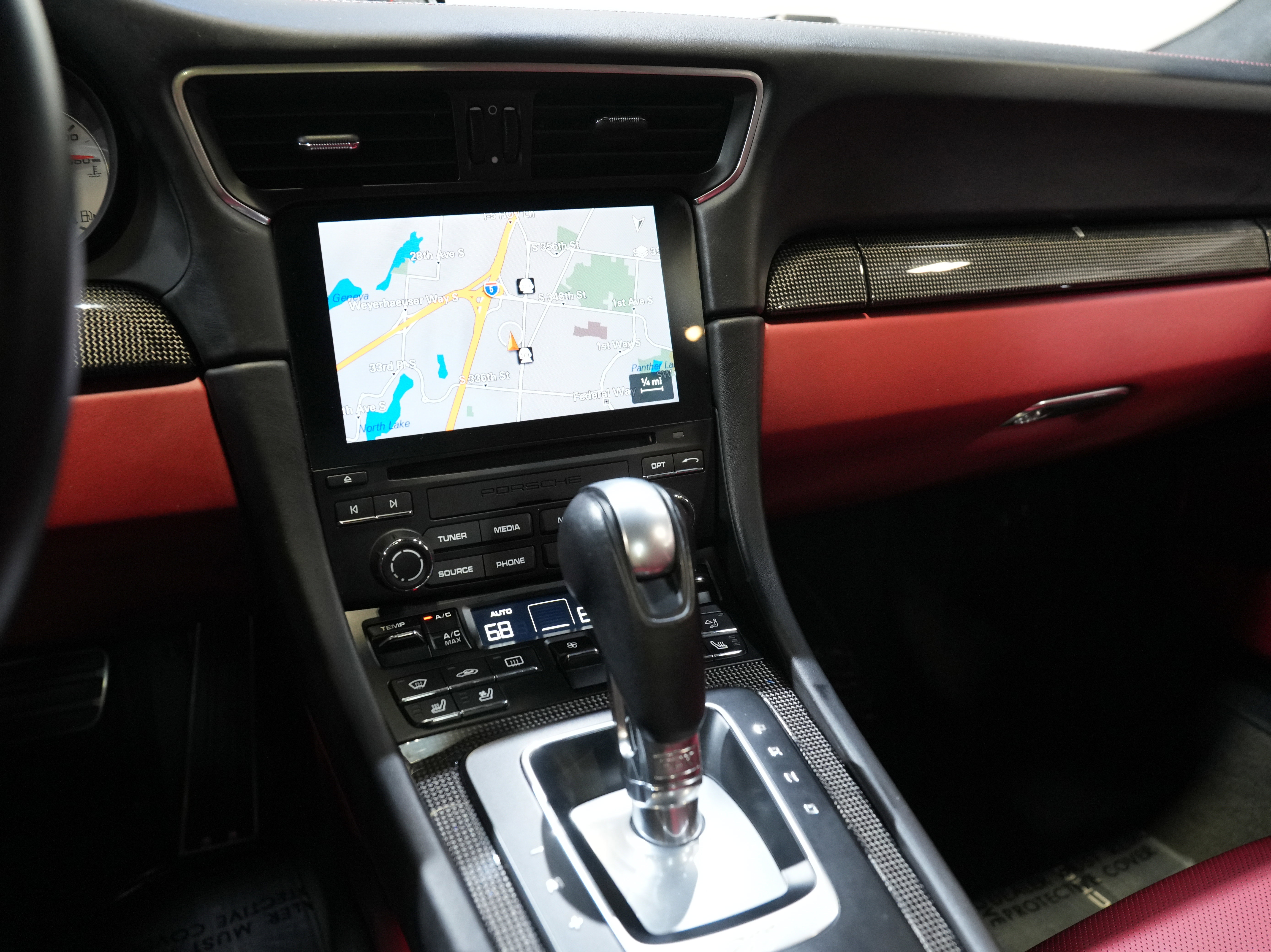 Used 2018 Porsche 911 Turbo S image 38