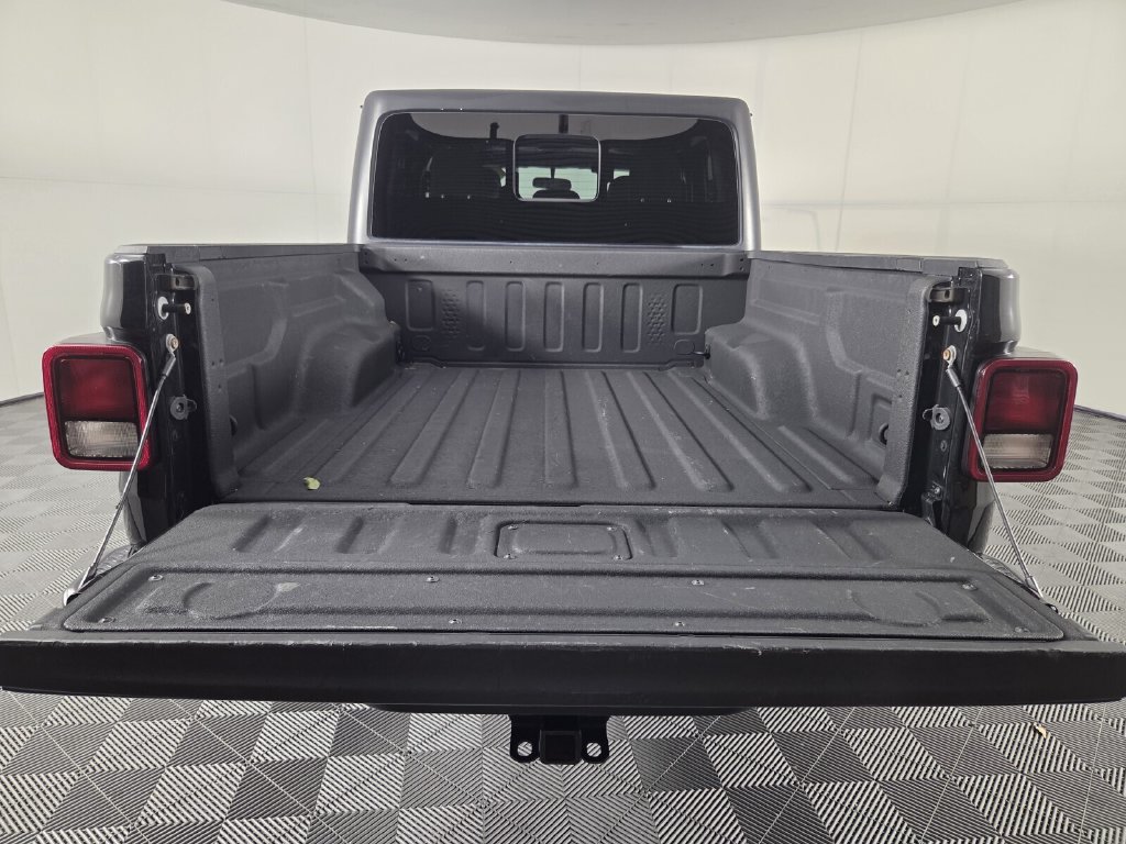 Used 2020 Jeep Gladiator Sport w/ Quick Order Package 24S AWD/4WD image 27