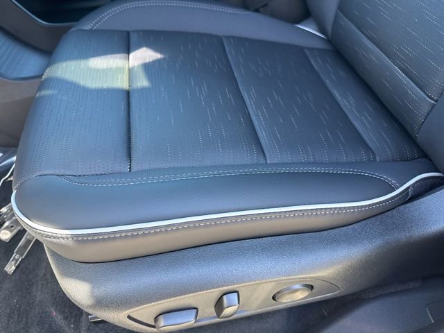 New 2026 Buick Enclave Sport Touring w/ Power Package image 15