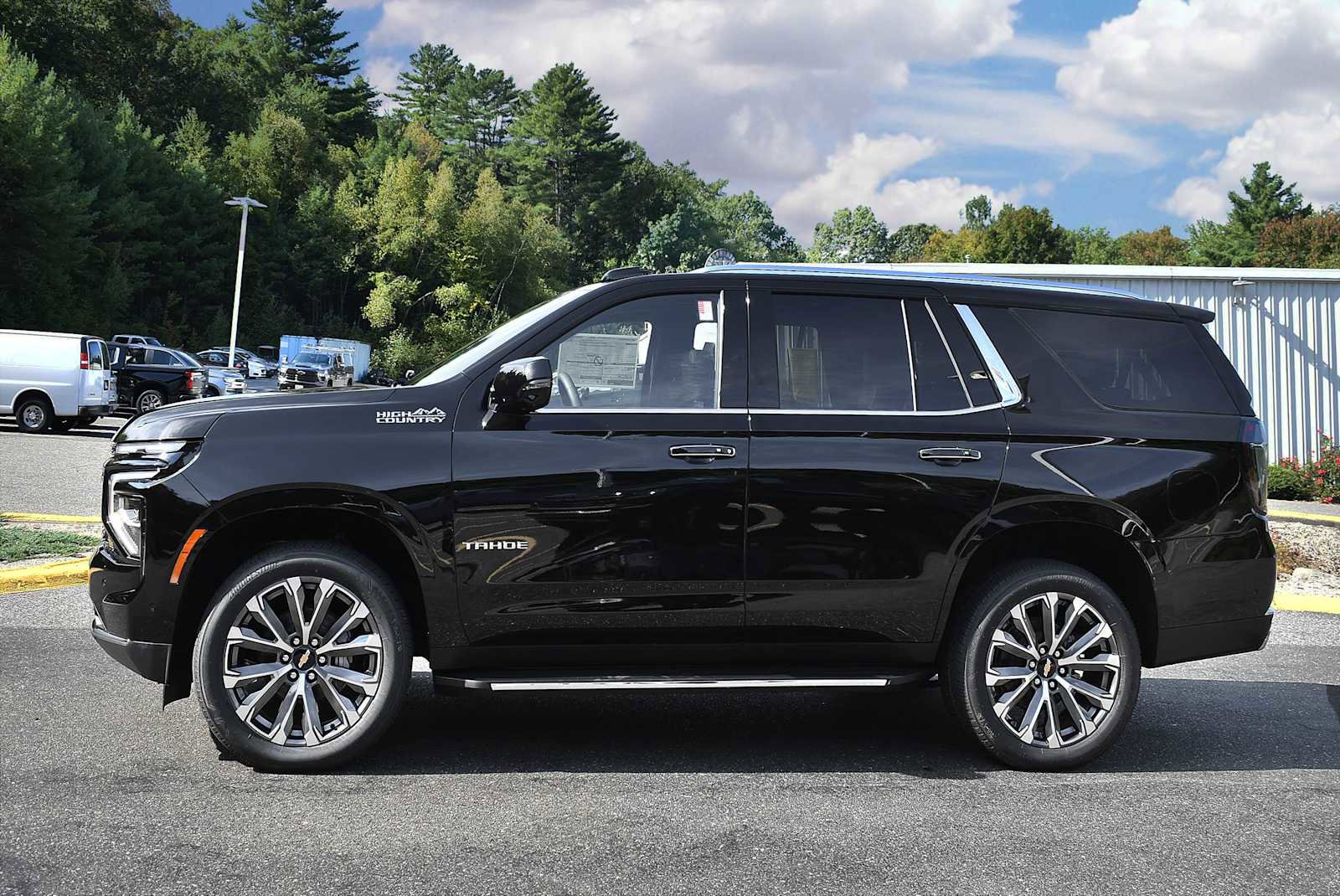 New 2025 Chevrolet Tahoe High Country w/ Sun And Tow Package image 4