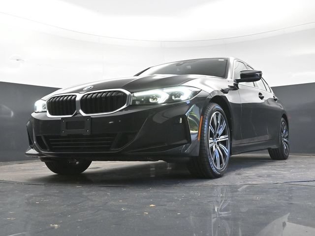 Used 2025 BMW 330i xDrive Sedan w/ Convenience Package AWD/4WD image 24