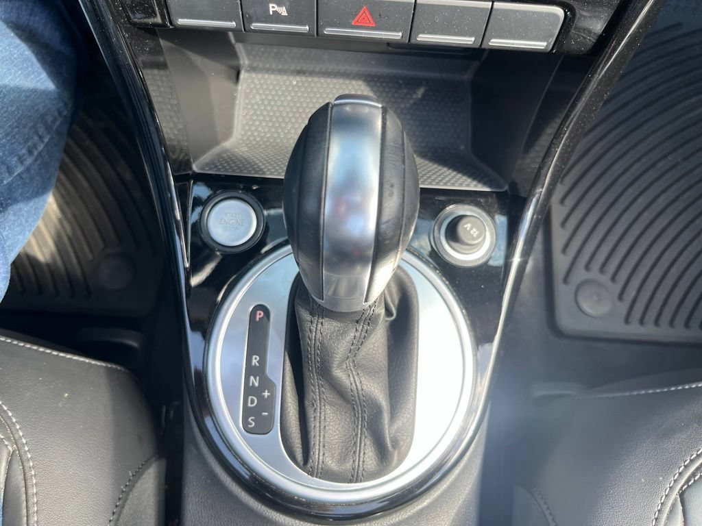 Used 2019 Volkswagen Beetle 2.0T Final Edition SEL FWD image 20