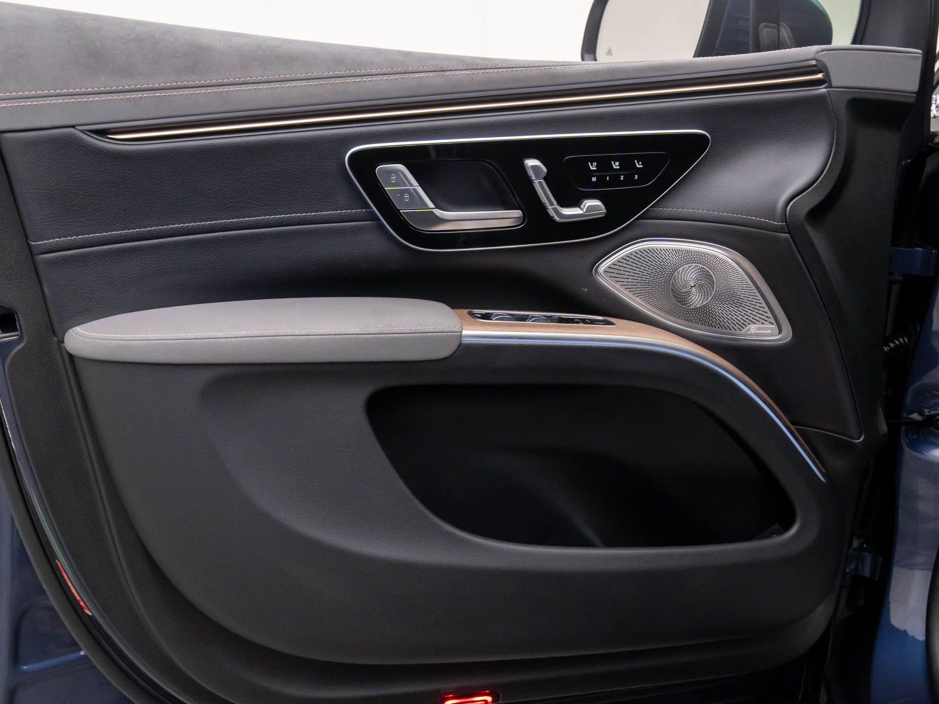 Certified 2023 Mercedes-Benz EQS 580 4MATIC SUV image 14
