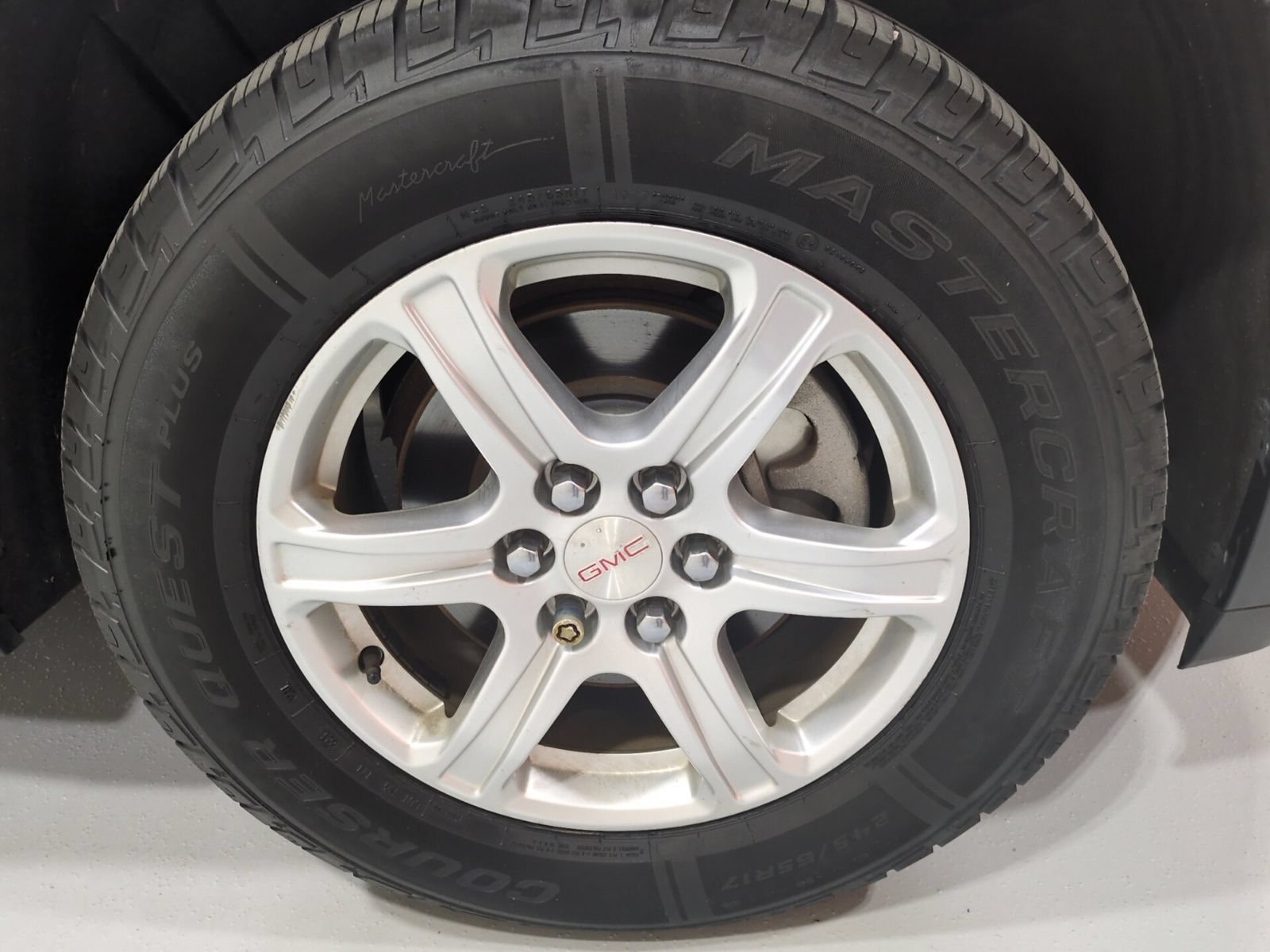 Used 2018 GMC Acadia SLE FWD image 9
