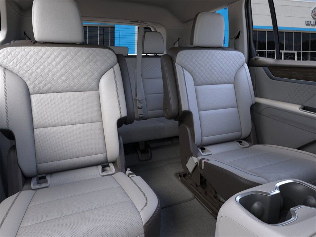 New 2026 GMC Acadia Denali w/ Super Cruise Package image 17