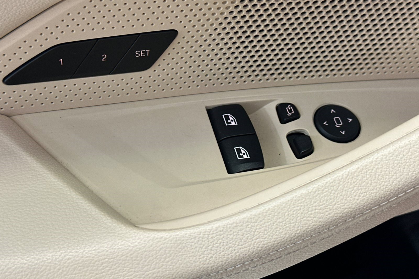 Used 2021 BMW 430i Coupe image 13