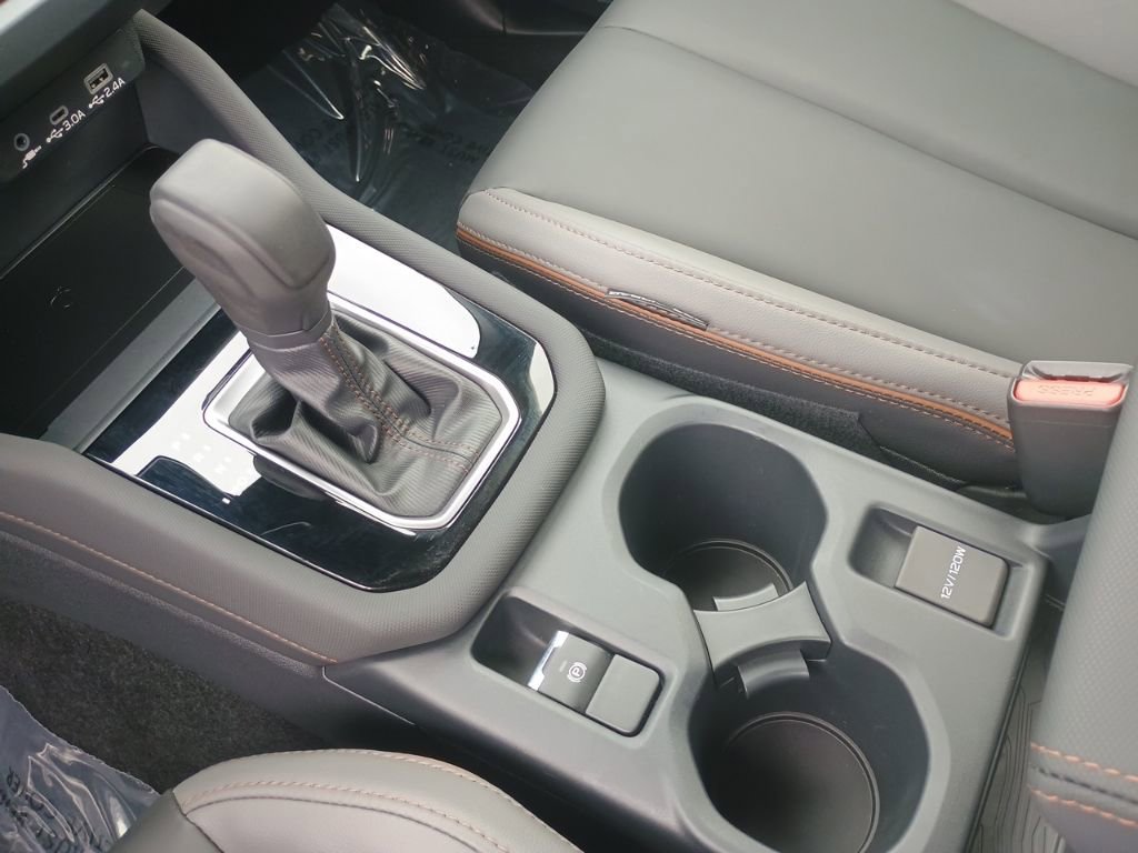 Used 2025 Subaru Forester Sport image 31