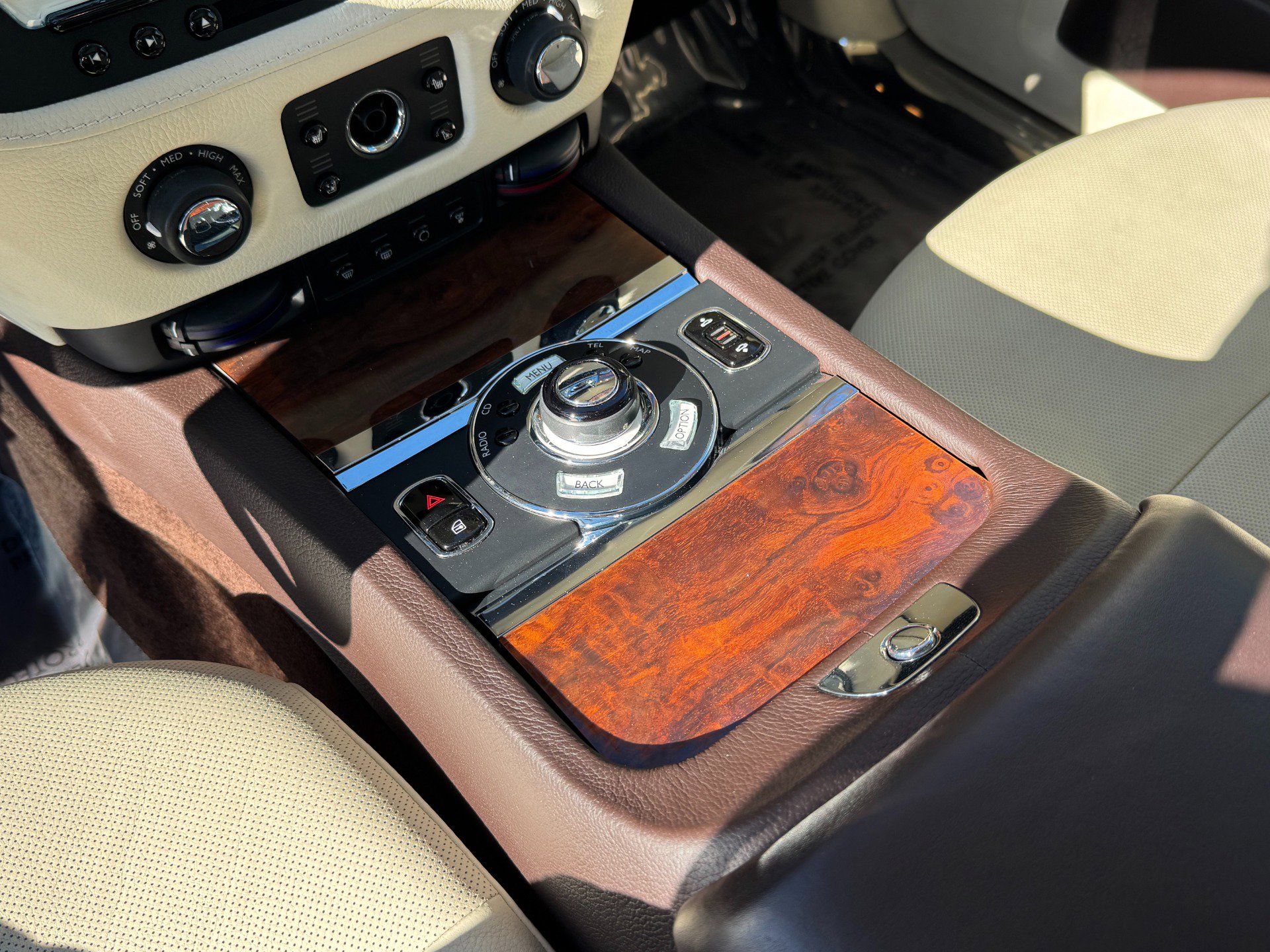 Used 2013 Rolls-Royce Ghost image 45