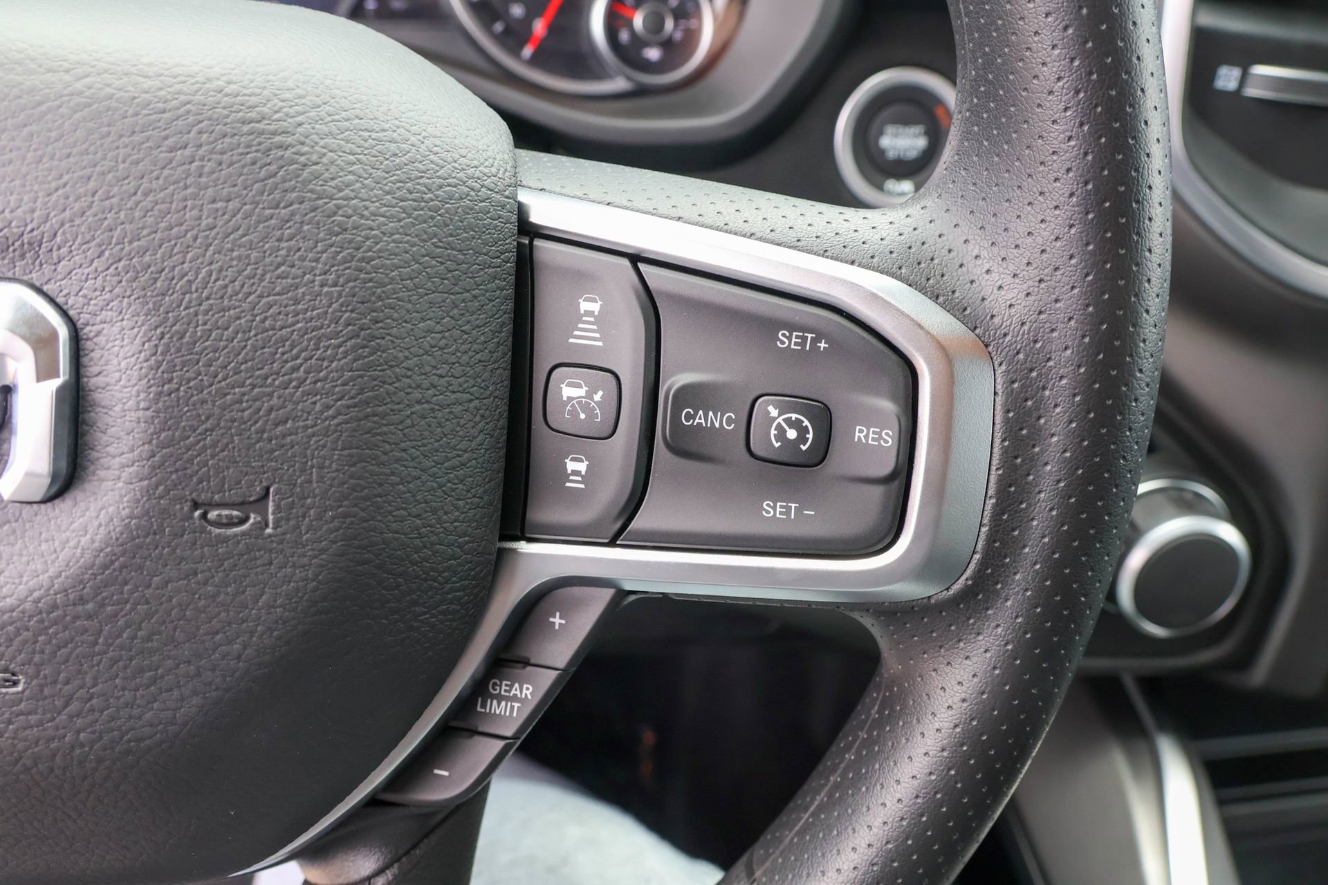 New 2026 RAM 1500 Express AWD/4WD image 25