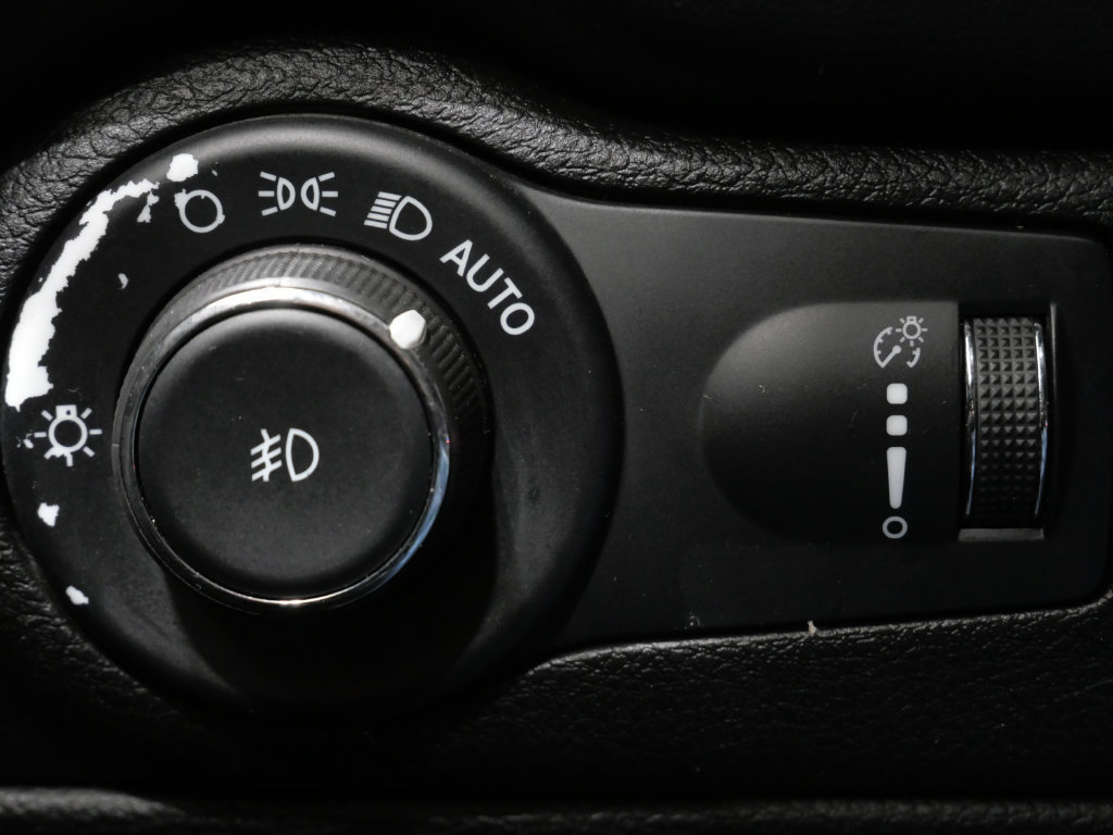 Used 2022 Dodge Durango R/T w/ Blacktop Package AWD/4WD image 15